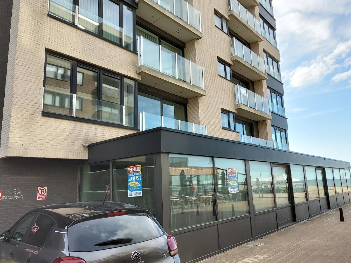 Koksijde Zeedijk La Digue 102 Appartement Met Garage - Lateraal Zeezicht Exteriér fotografie