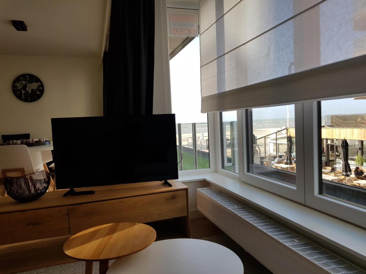 Koksijde Zeedijk La Digue 102 Appartement Met Garage - Lateraal Zeezicht Exteriér fotografie